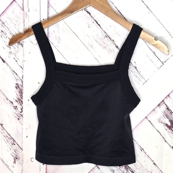 Anthropologie Tops - Anthropologie Out From Under Ribbed Cropped Tank Top